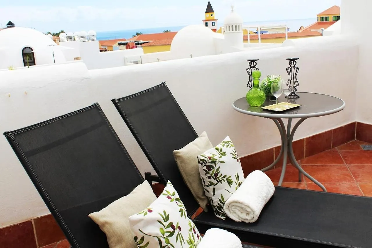 The Paradise Suites By Anne, Cozy Apartment In Adeje Costa Adeje  Spain